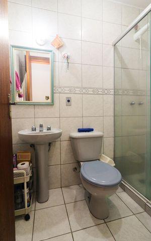 Casa de condomínio para alugar com 112m², 3 quartos e 1 vaga Casa de condomínio para alugar com 112m², 3 quartos e 1 vagaBanheiro Social