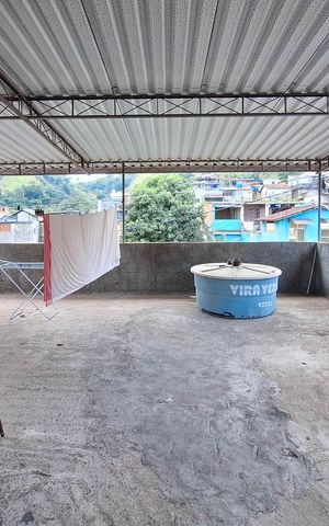 Casa à venda com 110m², 4 quartos e 4 vagas Casa à venda com 110m², 4 quartos e 4 vagasTerraço