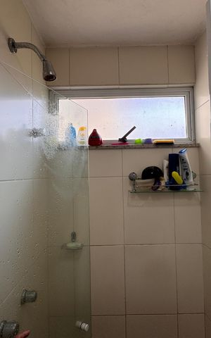 Apartamento à venda com 81m², 2 quartos e 2 vagas Apartamento à venda com 81m², 2 quartos e 2 vagasBanheiro Suíte