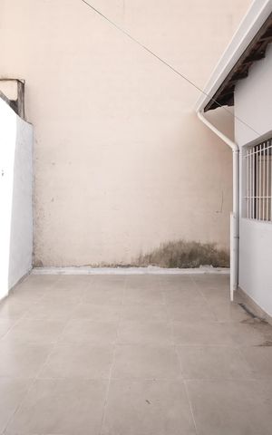 Casa para alugar com 143m², 2 quartos e 2 vagasQuintal