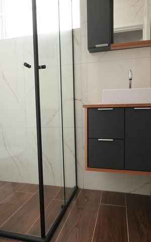 Casa para alugar com 143m², 2 quartos e 2 vagasBanheiro Social