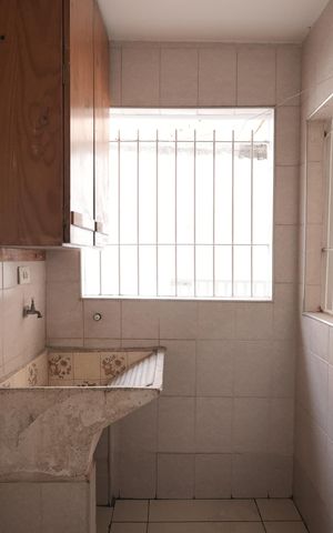 Casa para alugar com 143m², 2 quartos e 2 vagasÁrea de Serviço