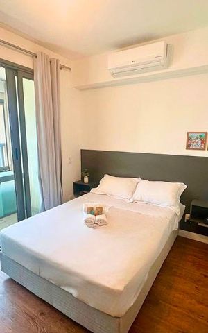 Studio à venda com 25m², 1 quarto e sem vaga Studio à venda com 25m², 1 quarto e sem vagaSala / Quarto
