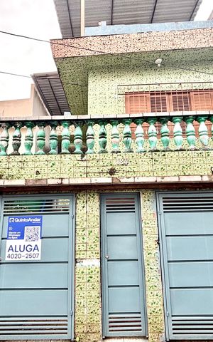 Casa para alugar com 60m², 2 quartos e 1 vaga Casa para alugar com 60m², 2 quartos e 1 vagaFachada