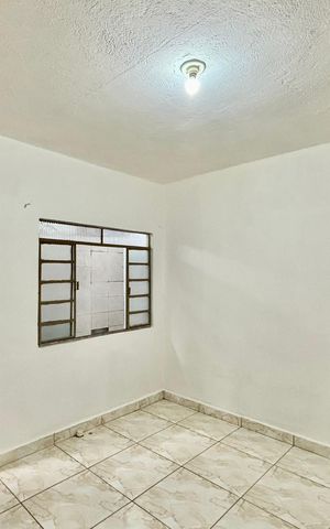 Casa para alugar com 60m², 2 quartos e 1 vaga Casa para alugar com 60m², 2 quartos e 1 vagaSala