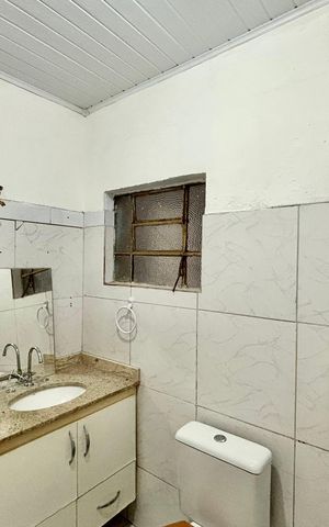 Casa para alugar com 60m², 2 quartos e 1 vaga Casa para alugar com 60m², 2 quartos e 1 vagaBanheiro Suíte