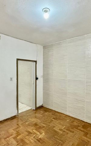 Casa para alugar com 60m², 2 quartos e 1 vaga Casa para alugar com 60m², 2 quartos e 1 vagaQuarto