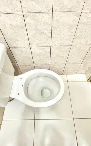 Casa para alugar com 60m², 2 quartos e 1 vaga Casa para alugar com 60m², 2 quartos e 1 vagaBanheiro