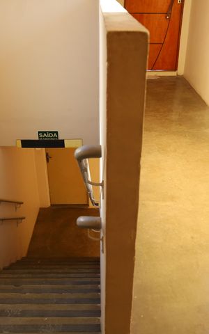 Apartamento para alugar com 44m², 2 quartos e sem vagaÁrea comum - Saguão do andar