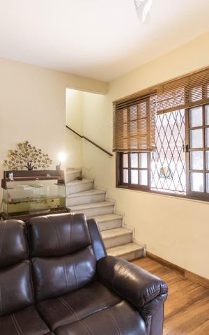 Casa à venda com 118m², 2 quartos e sem vagaSala