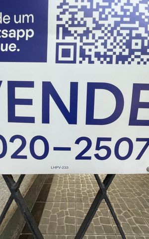 Casa à venda com 118m², 2 quartos e sem vaga Casa à venda com 118m², 2 quartos e sem vagaPlaquinha