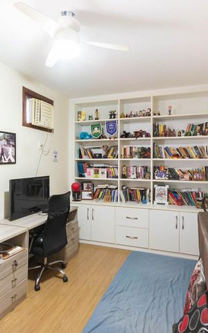 Casa à venda com 118m², 2 quartos e sem vagaQuarto 1
