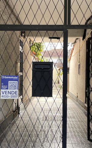 Casa à venda com 118m², 2 quartos e sem vaga Casa à venda com 118m², 2 quartos e sem vagaPlaquinha