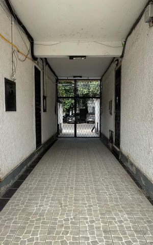 Casa à venda com 118m², 2 quartos e sem vaga Casa à venda com 118m², 2 quartos e sem vagaEntrada