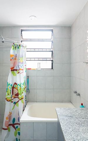 Casa à venda com 118m², 2 quartos e sem vagaBanheiro