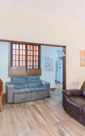Casa à venda com 118m², 2 quartos e sem vagaSala