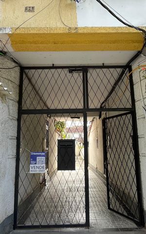 Casa à venda com 118m², 2 quartos e sem vaga Casa à venda com 118m², 2 quartos e sem vagaFachada da Vila