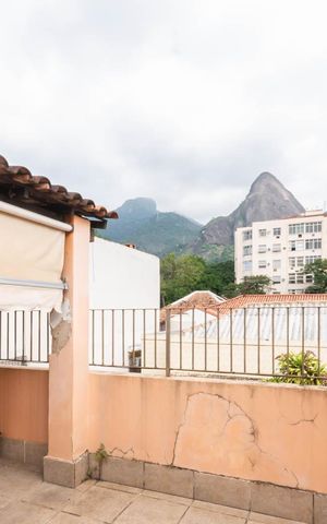 Casa à venda com 118m², 2 quartos e sem vagaTerraço