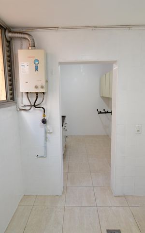 Apartamento à venda com 77m², 2 quartos e 1 vagaÁrea de Serviço
