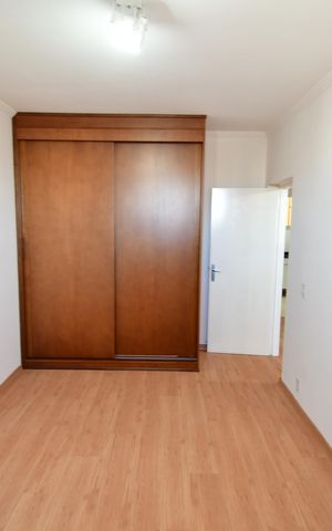 Apartamento à venda com 77m², 2 quartos e 1 vagaQuarto 2