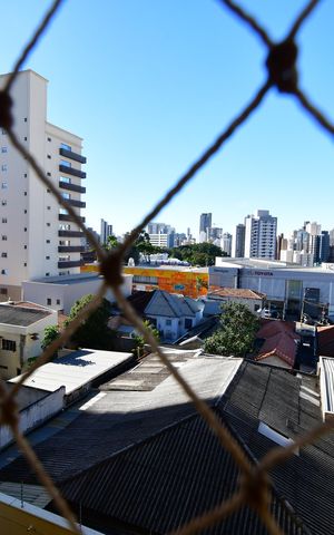 Apartamento à venda com 77m², 2 quartos e 1 vagaSala - Vista