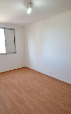 Apartamento à venda com 77m², 2 quartos e 1 vagaQuarto 2
