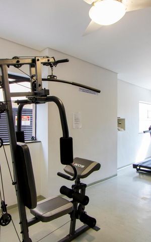 Apartamento à venda com 147m², 4 quartos e 2 vagas Apartamento à venda com 147m², 4 quartos e 2 vagasÁrea comum - Academia