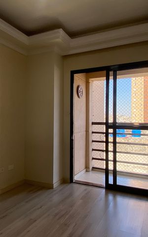 Apartamento à venda com 64m², 2 quartos e 1 vaga Apartamento à venda com 64m², 2 quartos e 1 vagaVaranda
