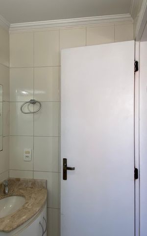 Apartamento à venda com 64m², 2 quartos e 1 vaga Apartamento à venda com 64m², 2 quartos e 1 vagaBanheiro da Suíte