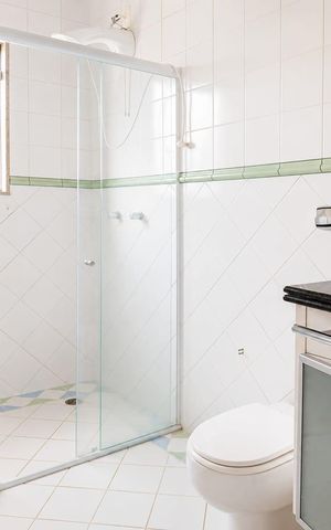 Casa de condomínio para alugar com 200m², 3 quartos e 2 vagas Casa de condomínio para alugar com 200m², 3 quartos e 2 vagasBanheiro social