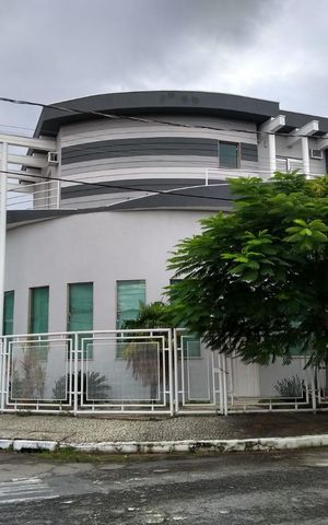 Casa de condomínio para alugar com 200m², 3 quartos e 2 vagas Casa de condomínio para alugar com 200m², 3 quartos e 2 vagasFachada