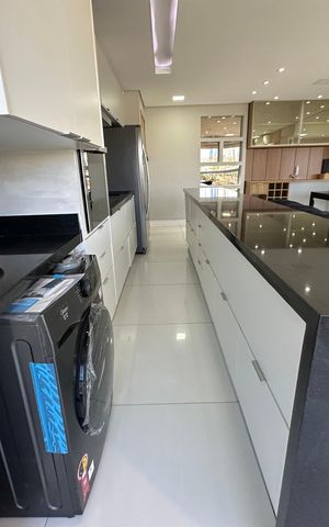 Apartamento para alugar com 70m², 2 quartos e 1 vaga Apartamento para alugar com 70m², 2 quartos e 1 vagaÁrea de Serviço