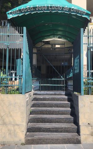 Apartamento para alugar com 82m², 2 quartos e sem vaga