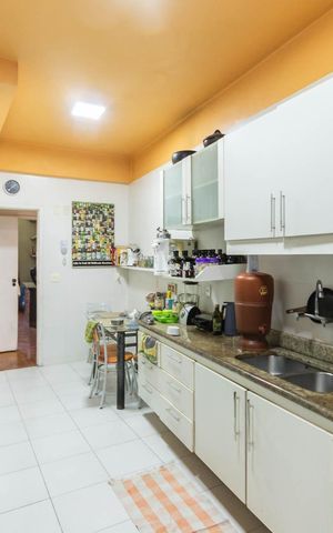 Apartamento à venda com 132m², 3 quartos e 1 vagaCozinha
