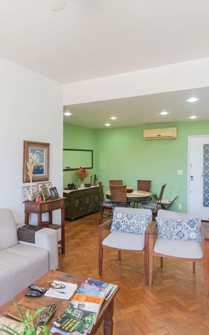 Apartamento à venda com 132m², 3 quartos e 1 vagaSala
