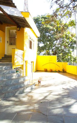 Casa à venda com 200m², 3 quartos e 6 vagasQuintal