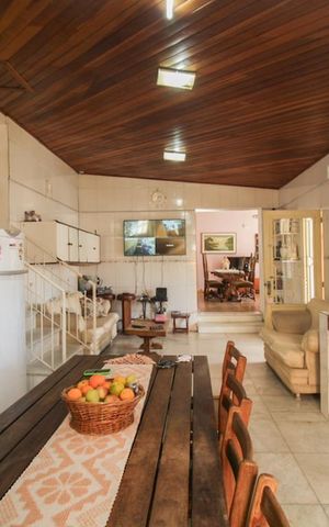 Casa à venda com 200m², 3 quartos e 6 vagasCozinha