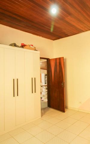Casa à venda com 200m², 3 quartos e 6 vagasQuarto 3