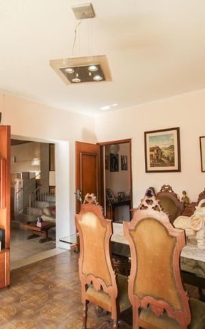 Casa à venda com 200m², 3 quartos e 6 vagasSala de Jantar