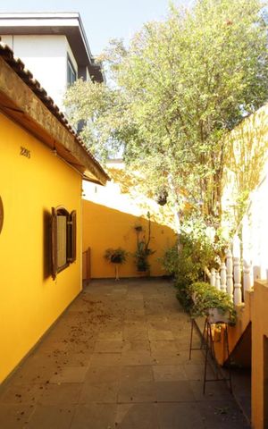 Casa à venda com 200m², 3 quartos e 6 vagasÁrea externa