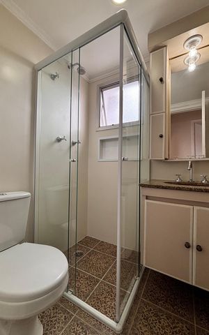 Apartamento para alugar com 65m², 2 quartos e 1 vaga Apartamento para alugar com 65m², 2 quartos e 1 vagaBanheiro