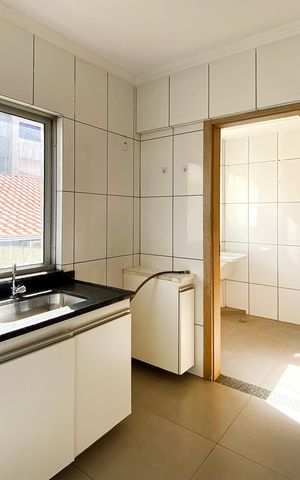 Apartamento à venda com 85m², 3 quartos e 2 vagas Apartamento à venda com 85m², 3 quartos e 2 vagasCozinha