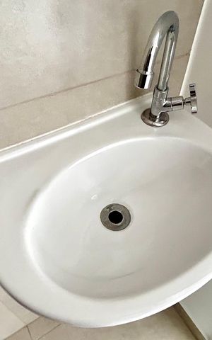 Apartamento à venda com 59m², 3 quartos e 1 vagaBanheiro social