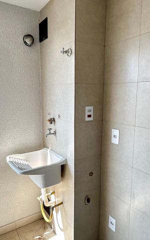 Apartamento à venda com 59m², 3 quartos e 1 vagaÁrea de Serviço