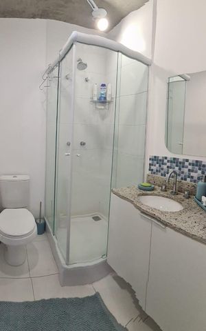 Studio à venda com 34m², 1 quarto e sem vaga Studio à venda com 34m², 1 quarto e sem vagaBanheiro