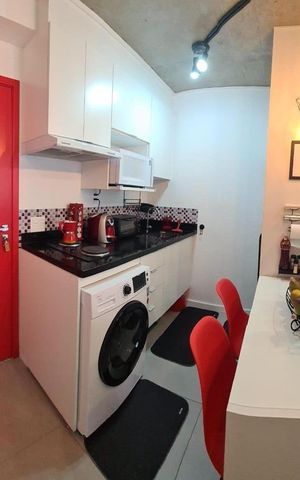 Studio à venda com 34m², 1 quarto e sem vaga Studio à venda com 34m², 1 quarto e sem vagaCozinha