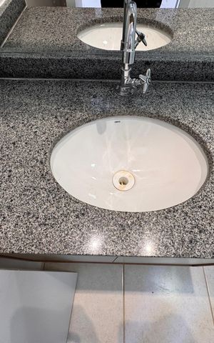 Apartamento à venda com 50m², 2 quartos e 1 vaga Apartamento à venda com 50m², 2 quartos e 1 vagaBanheiro Social