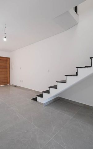 Casa à venda com 110m², 3 quartos e 2 vagasSala/Cozinha