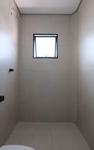 Casa à venda com 110m², 3 quartos e 2 vagasSuíte