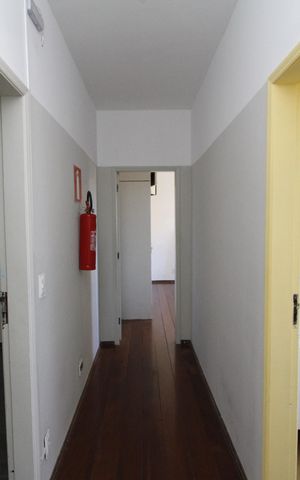 Casa à venda com 264m², 4 quartos e 4 vagasCorredor